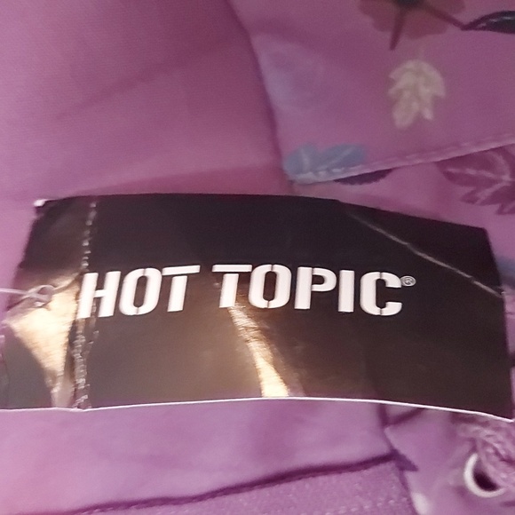 NWT Hot Topic Disney Hocus Pocus Sarah Peplum Top Spider Web Sleeves Size XL - Picture 9 of 10